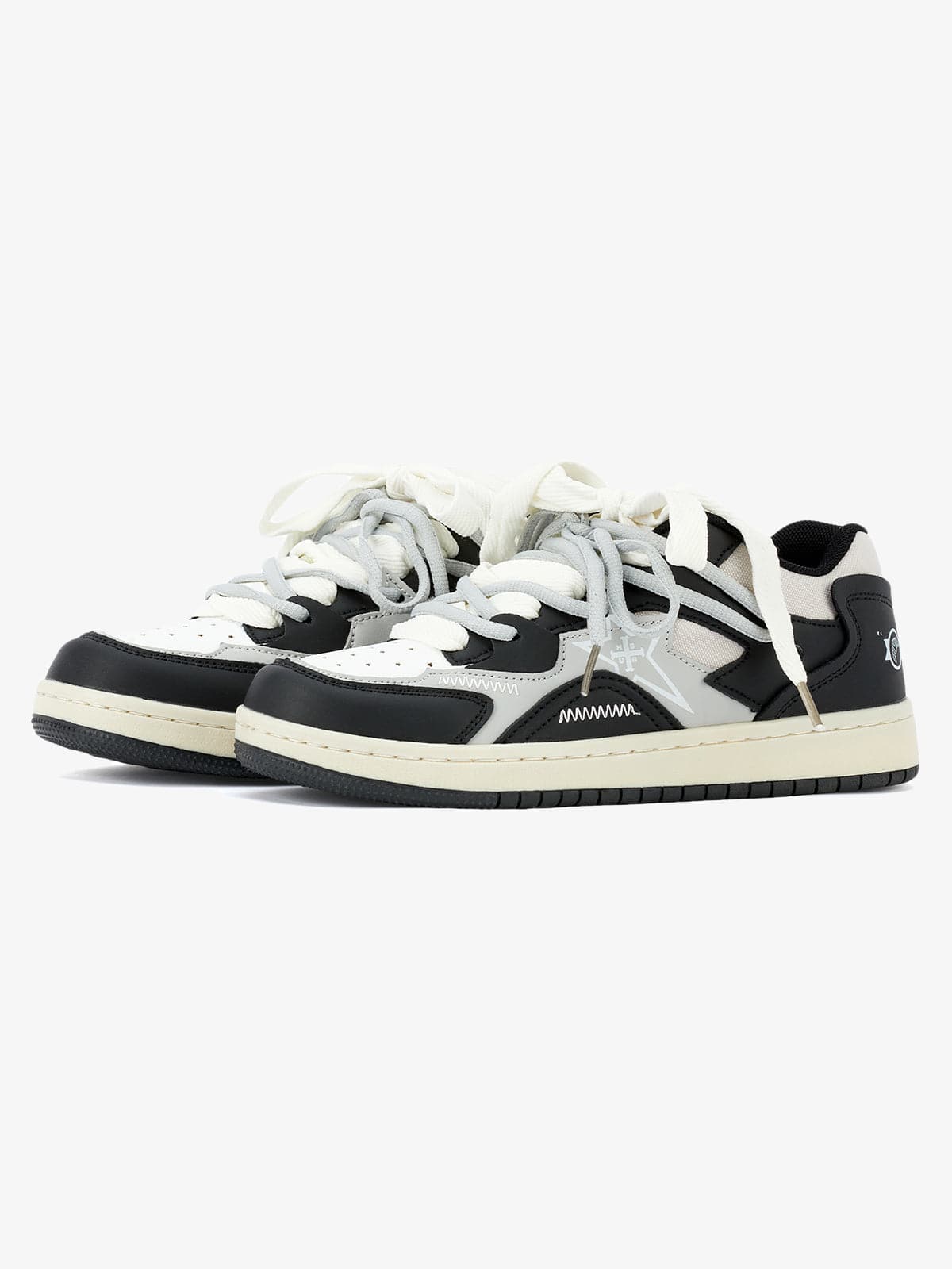 Sneakers Comfortable Casual Blanc — Sneakers Baskets Streetwear Y2K ShineAndGlory